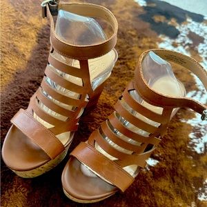 Vince Camuto Platform Sandals